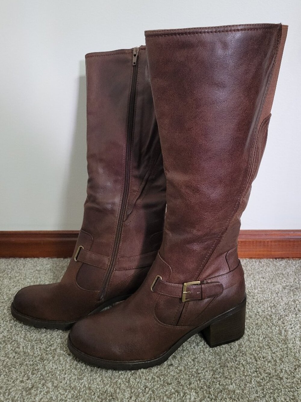 Baretrap Women's Brown Buckle Boots, Size 9.5